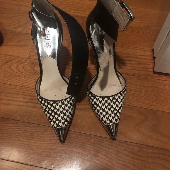 Michael kors heels - Picture 1 of 2